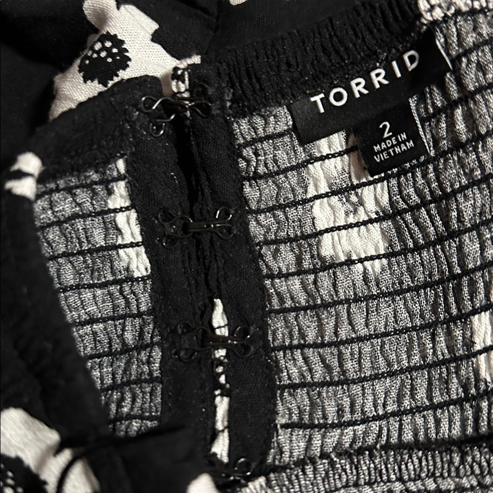Torrid - Picture 5 of 5